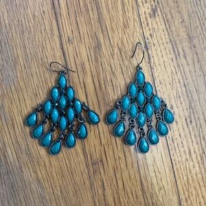 Nordstrom Rack Chandelier Dangle earrings
